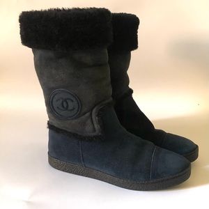Chanel boots 👢